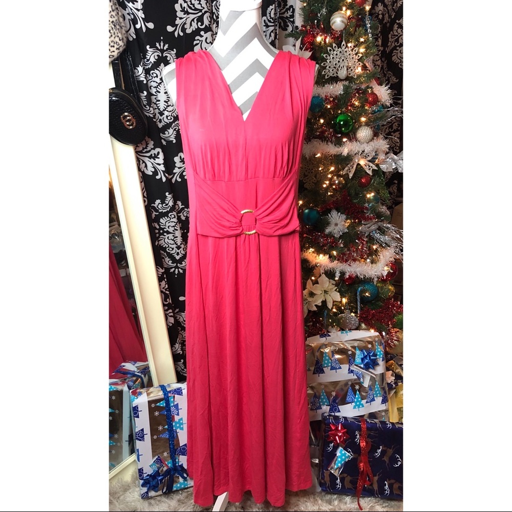 NWT Liz Lange Dress